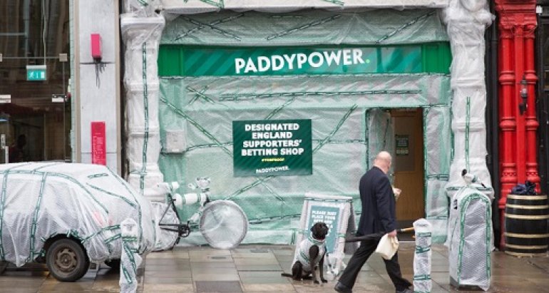 Paddy Power yob-proof
